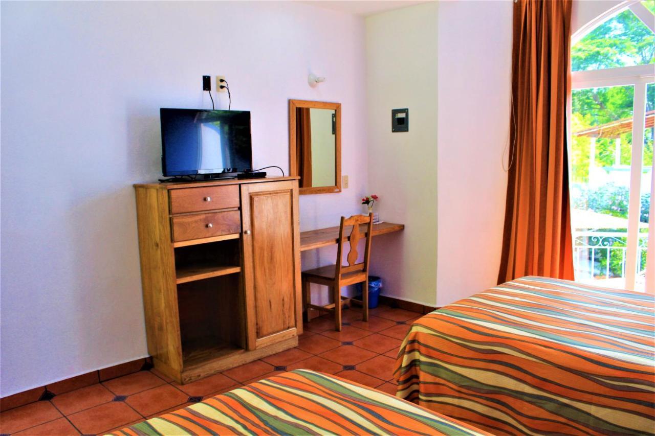 Hotel Mexico Lindo Santa Cruz Huatulco Extérieur photo